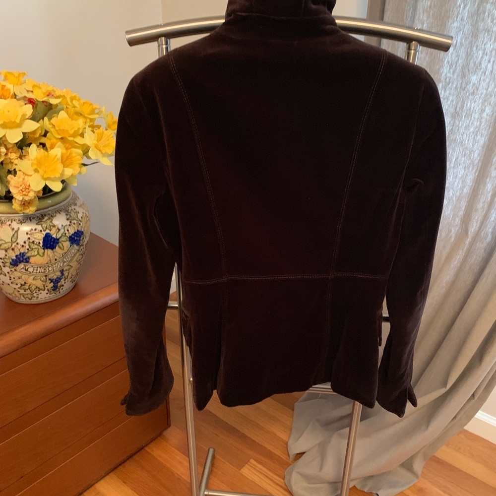 Blazer - Picture 2 of 2